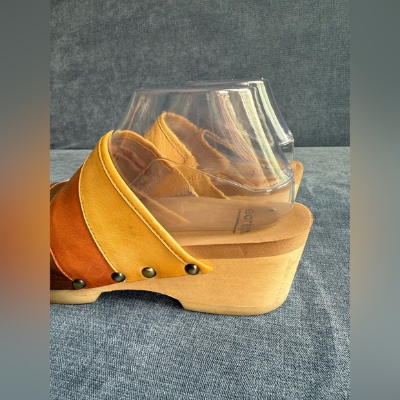 Earth Pine Tiga Platform Slip On Sandal Women’s SZ 6M Bat Brown Leather Neutral - Picture 7 of 13